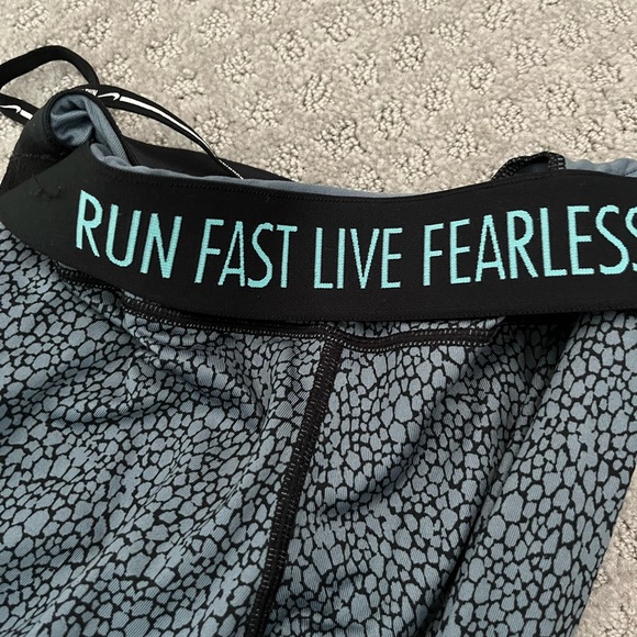 Nike Print Dri-Fit Leggings - Picture 4 of 5